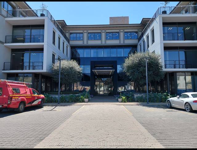 473M² OFFICE TO LET IN MAGALIESSIG
